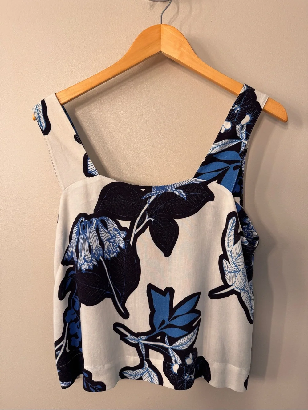 Stateside Blue White Floral Sleeveless Tank Top Size S